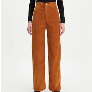 Levi’s Wide Leg Ribcage Corduroy Pants